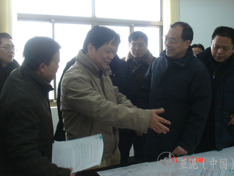 2008年1月14日，武漢市市長阮成發(fā)視察湖北亞東